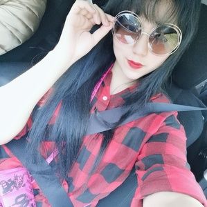 Meet your Posher, 妞妞